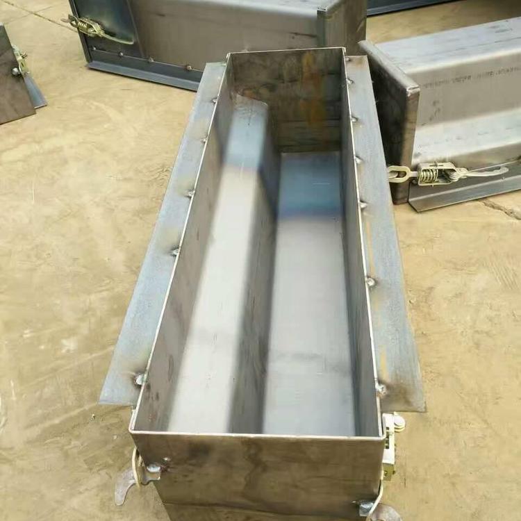 翰轩模具制造 路沿石模具5.jpg