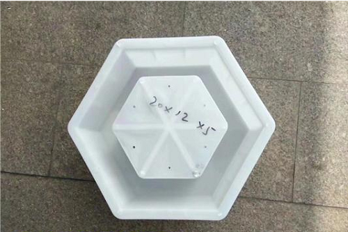 1607063348998870.jpg 水泥护坡砖模具